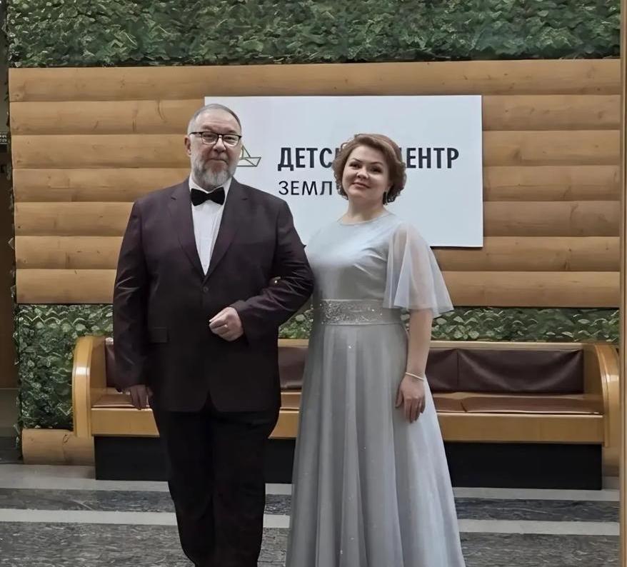 Искренность и душевная теплота дуэта Суховых в программе, где голоса сливаются в единое целое