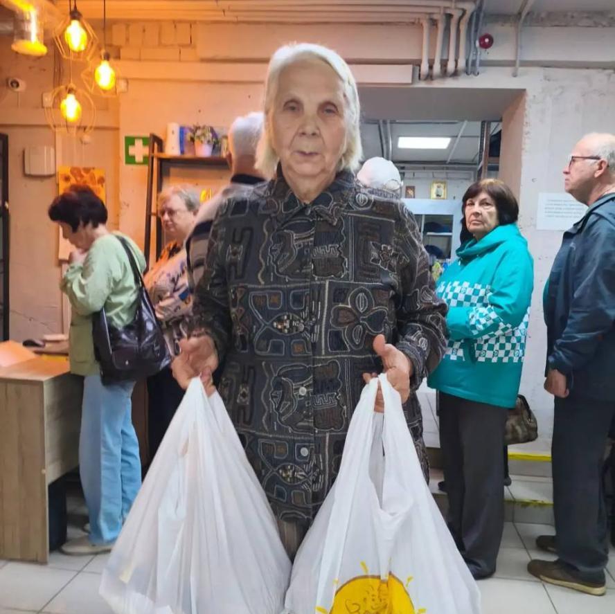 Благодаря фонду Хорошие люди продукты дарят счастье 
