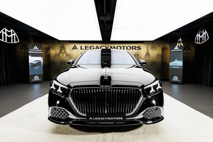 В России состоялась премьера рестайлингового S-Class в рамках приватного показа