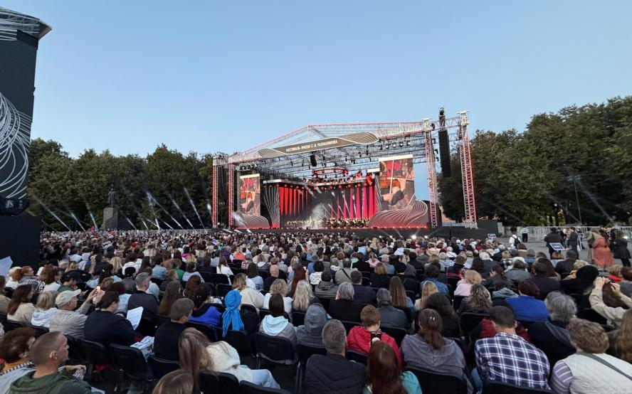 Кремль стал площадкой для грандиозного музыкального наследия С. В. Рахманинова в Великом Новгороде